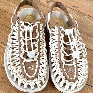 Keens Women's Uneek Sneaker/Sandal